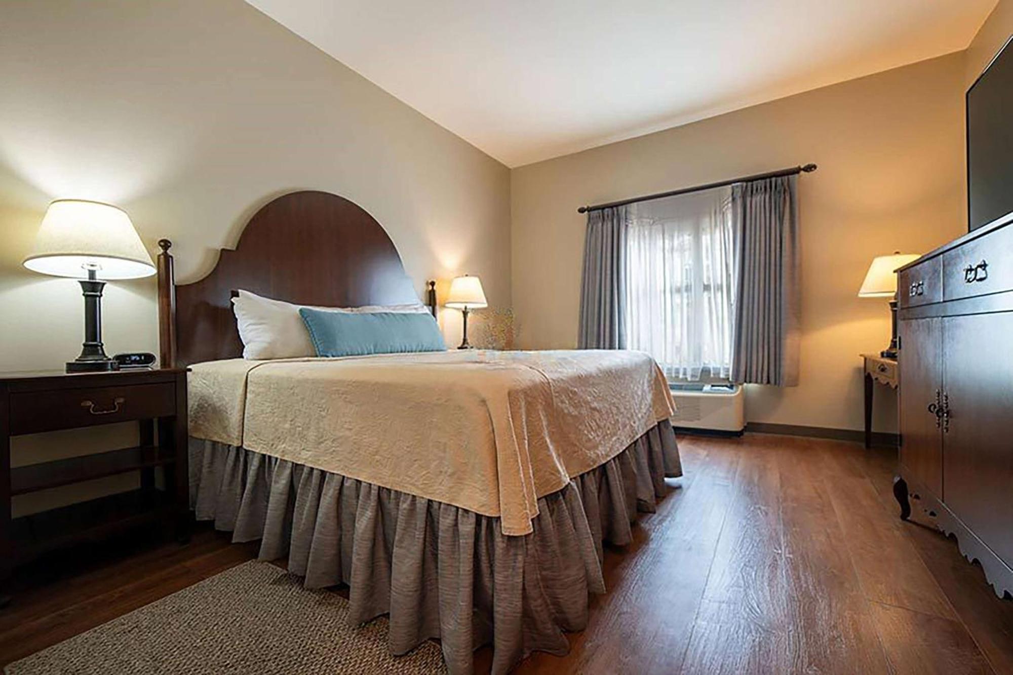 Hotel Chateau Saint Denis Hotel, A Trademark Collection By Wyndham 3*