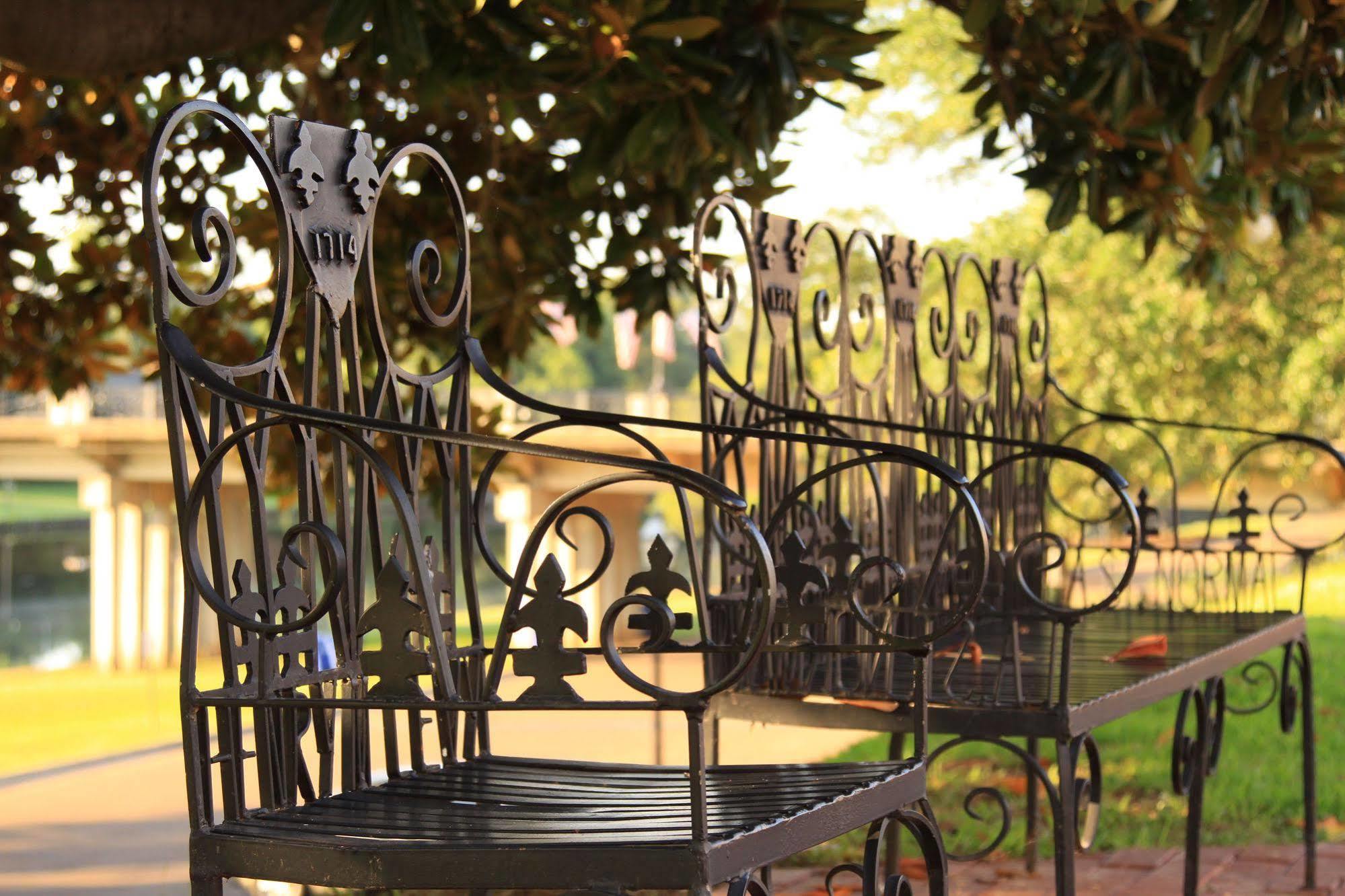 Chateau Saint Denis Hotel, A Trademark Collection By Wyndham Hotel